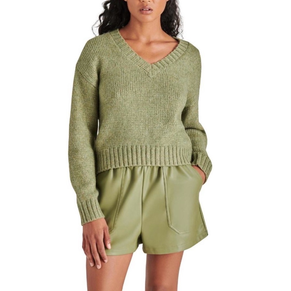 Steve Madden Women’s Dusty Olive Houston V Neck Sweater - Small
